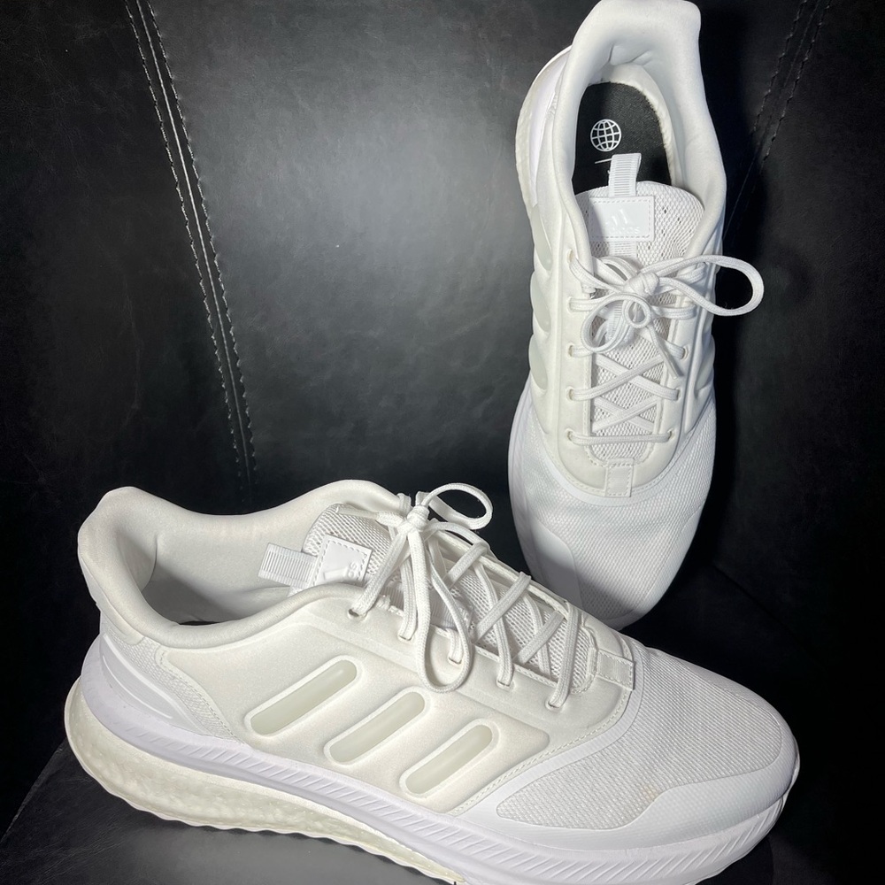 Adidas Triple White BOOSTS 13m
